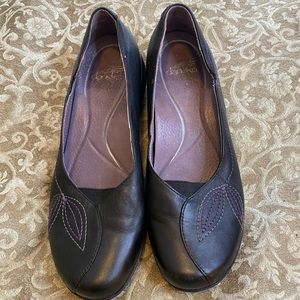 Dansko Black Flats 39